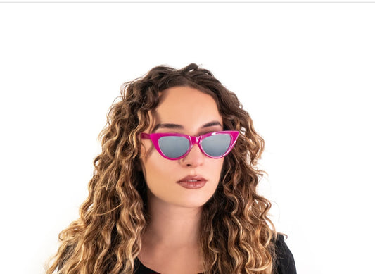 KL0119

LUNETTES DE SOLEIL « BARBIE »